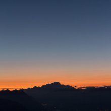 Aube sur le Mont-Blanc